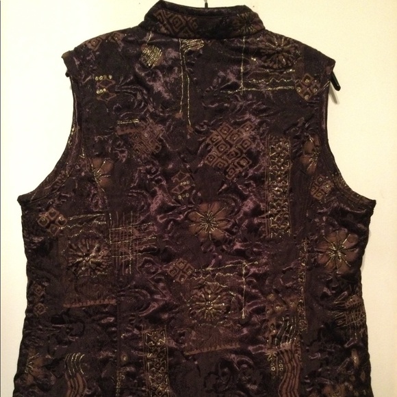 NWOT. Chico’s Reversible Quilted Vest, Dark Plum, XL. - Picture 2 of 9